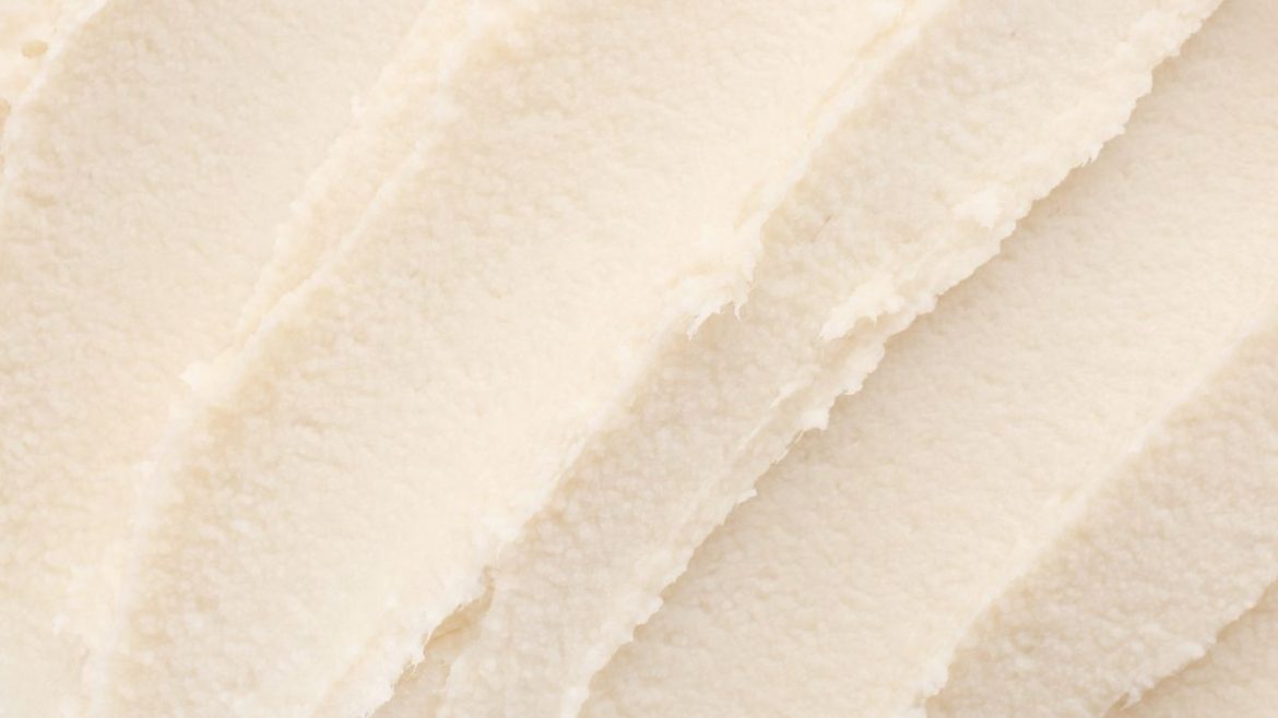 Les 7 beurres végétaux pour les cheveux crépus