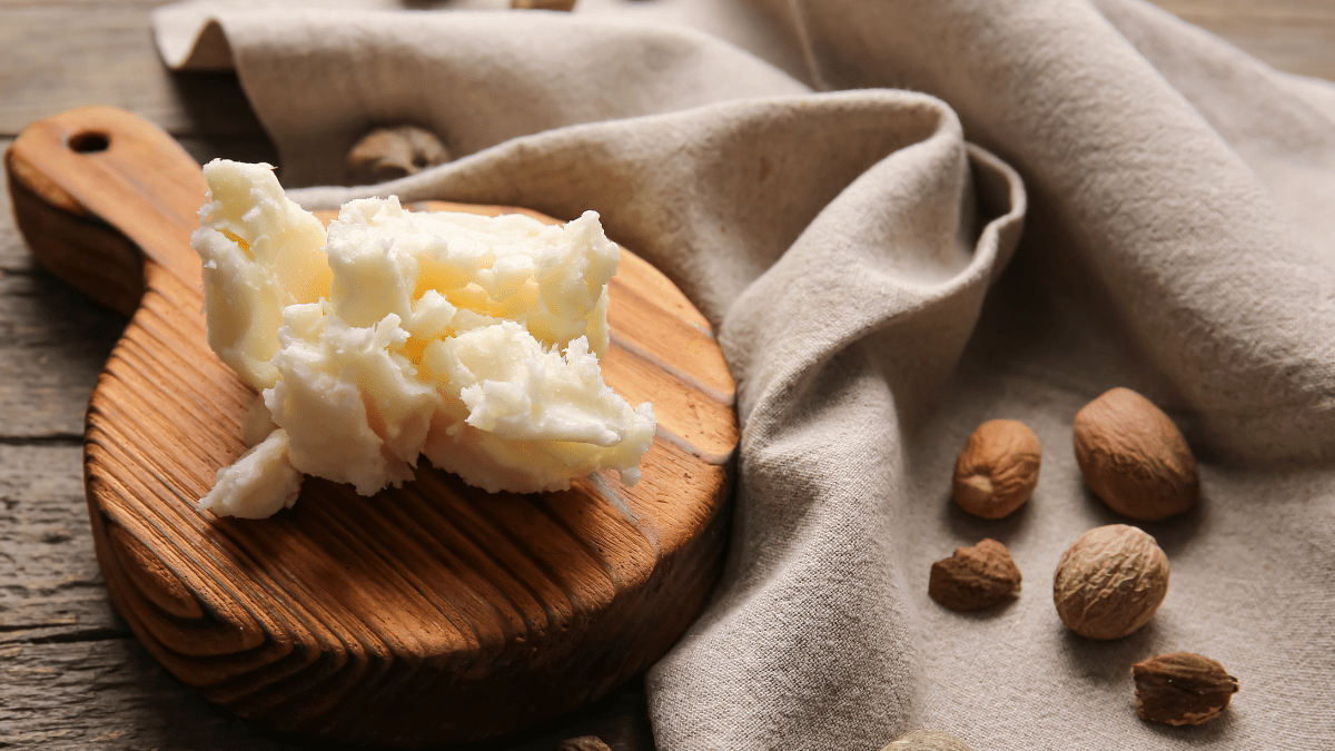 Quels sont les bienfaits du beurre de karité ?  Curls Essentielle magazine  - Conseils beautés